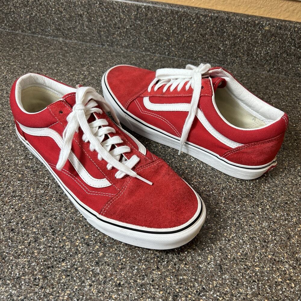 Vans Classic Men's Size 12 Red Suede/Canvas Skater Sneaker Shoes Lace Up Low Top